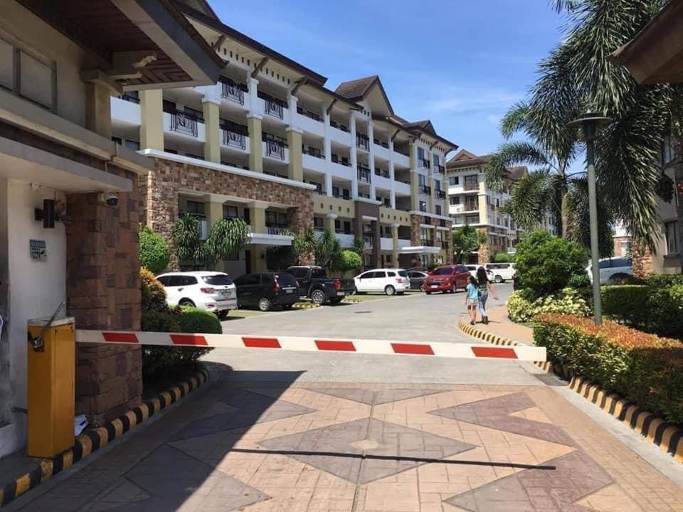 Alles One Oasis Condo Davao Near Sm Mall With Wifi Exteriör bild